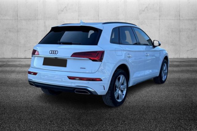Audi Q5 50 TFSI e quattro S tronic S line - foto 2 di 4