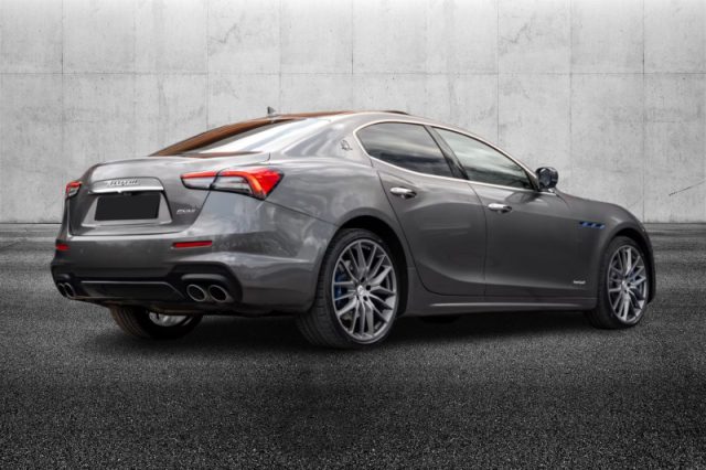 Maserati Ghibli L4 330 CV MHEV Gransport - foto 3 di 4
