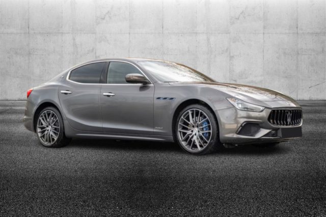 Maserati Ghibli L4 330 CV MHEV Gransport - foto 2 di 4