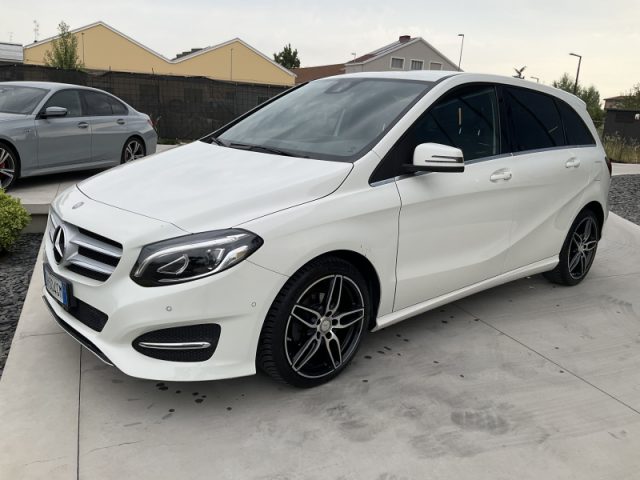 Mercedes-Benz B 180 d Sport - foto 3 di 4