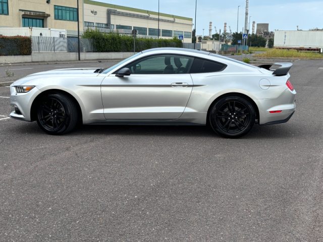 Ford Mustang Fastback 2.3 EcoBoost aut. - foto 4 di 4