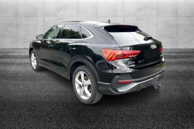 Audi Q3 SPB 45 TFSI e S tronic - foto 3 di 4
