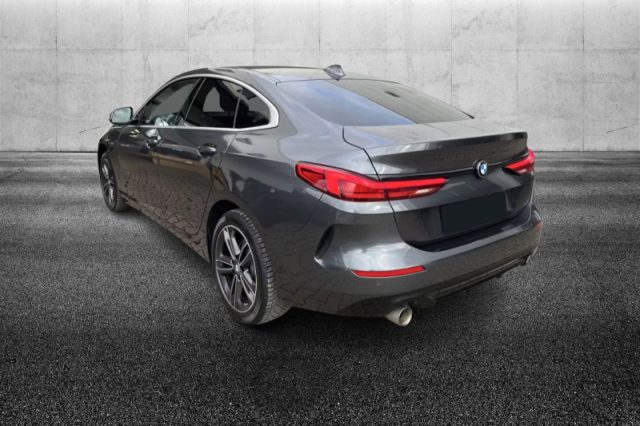 BMW 218 i Gran Coupé Sport - foto 2 di 4