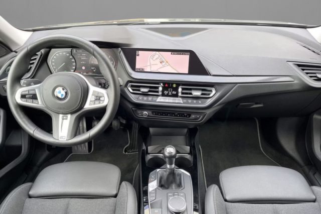 BMW 218 i Gran Coupé Sport - foto 3 di 4