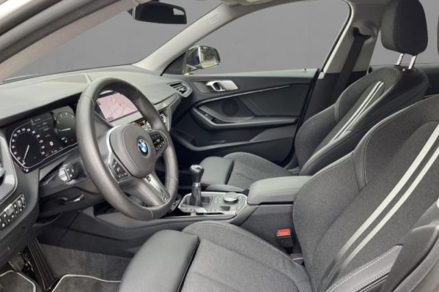 BMW 218 i Gran Coupé Sport - foto 4 di 4