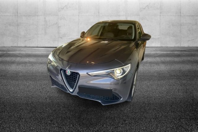 Alfa Romeo Stelvio 2.0 Turbo 200 CV AT8 Q4 Super usato a PIEVE DI CENTO