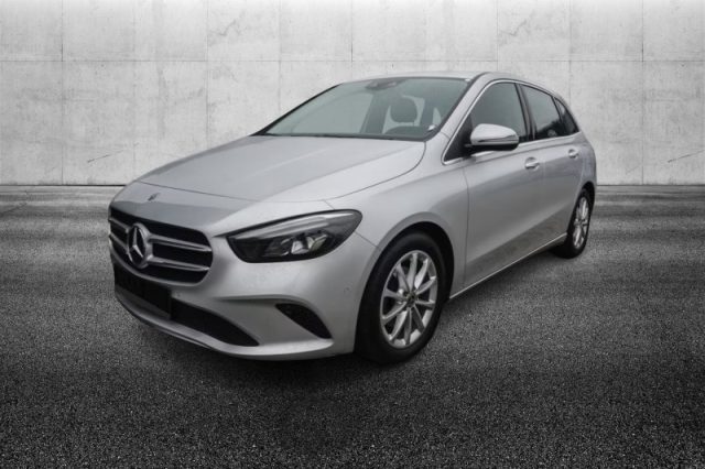 Mercedes-Benz B 180 Automatic Business Extra usato a PIEVE DI CENTO