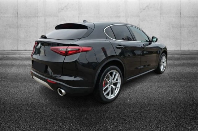 Alfa Romeo Stelvio 2.0 Turbo 200 CV AT8 Q4 Super - foto 2 di 4