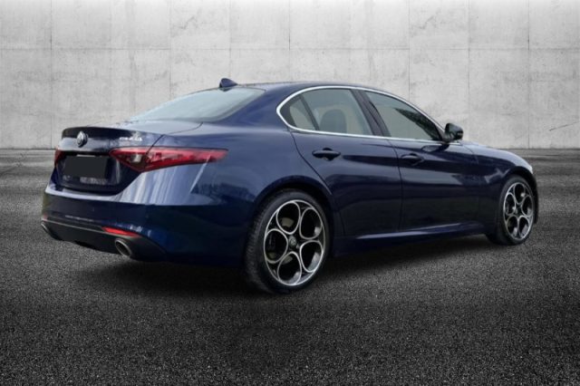 Alfa Romeo Giulia 2.0 Turbo 200 CV AT8 Sprint - foto 3 di 4