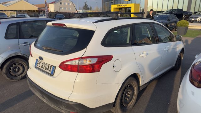 Ford Focus 1.6 TDCi 115 CV SW - foto 2 di 4