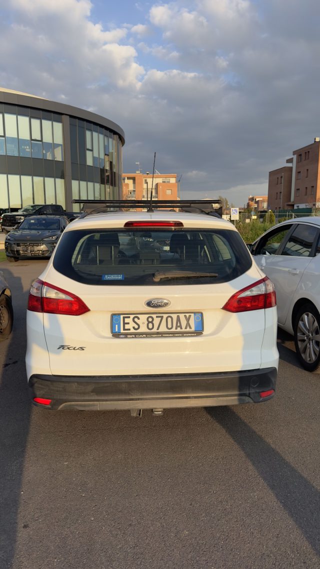 Ford Focus 1.6 TDCi 115 CV SW - foto 4 di 4