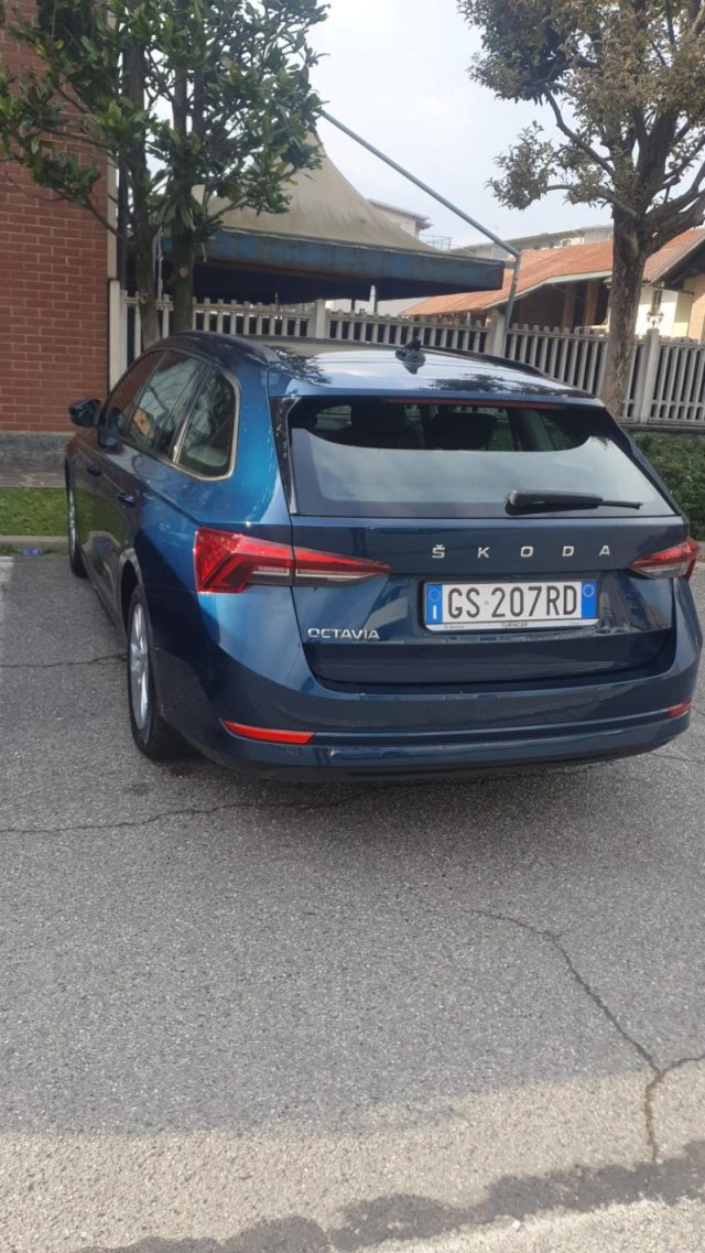 Skoda Octavia 2.0 TDI EVO SCR 150 CV DSG Wagon Executive - foto 4 di 4