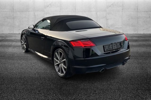 Audi TT Roadster 45 TFSI S tronic - foto 2 di 4