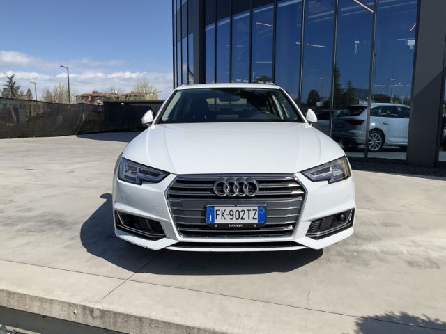 Audi A4 Avant 2.0 TFSI S tronic g-tron S line edition - foto 2 di 4