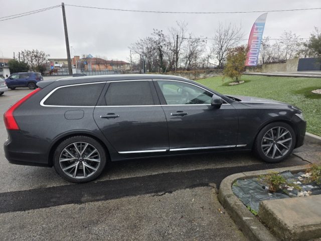 Volvo V90 D4 Geartronic Inscription - foto 3 di 4