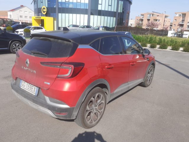 Renault Captur Plug-in Hybrid E-Tech 160 CV Intens - foto 2 di 4