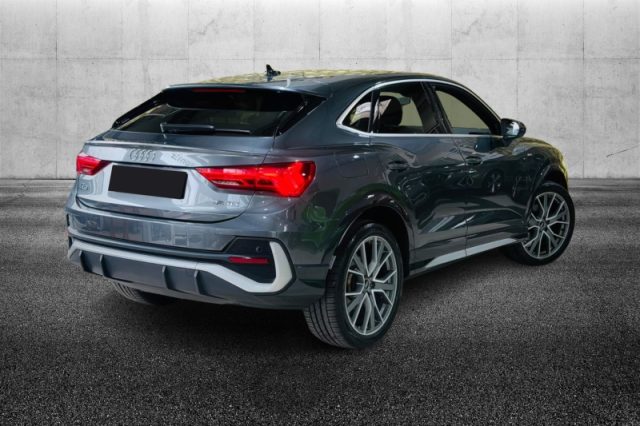 Audi Q3 SPB 35 TDI S tronic S line edition - foto 3 di 4