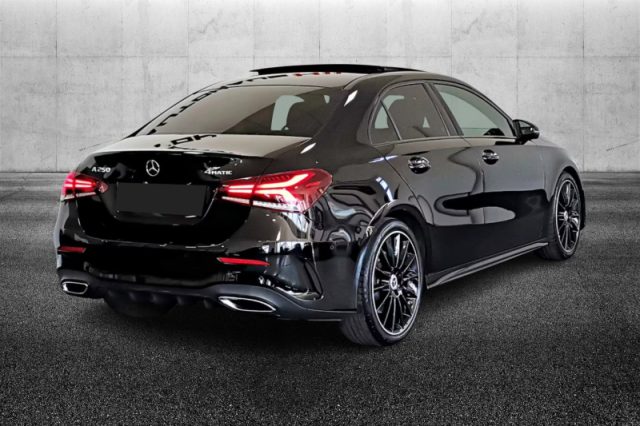 Mercedes-Benz A 250 Automatic 4Matic Premium - foto 4 di 4