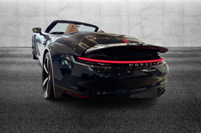 Porsche 911 Carrera Cabriolet - foto 4 di 4