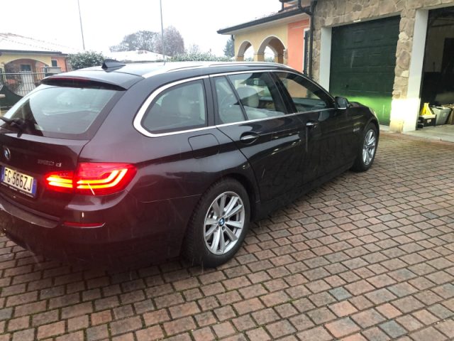 BMW 520 d xDrive Touring Luxury - foto 4 di 4