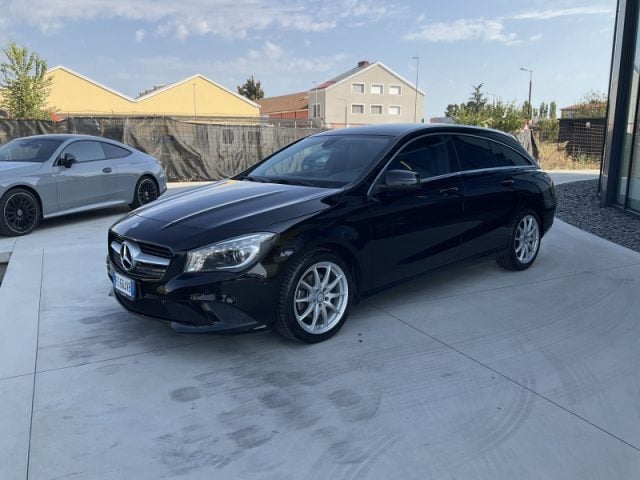 Mercedes-Benz CLA 180 d S.W. Automatic Business - foto 3 di 4