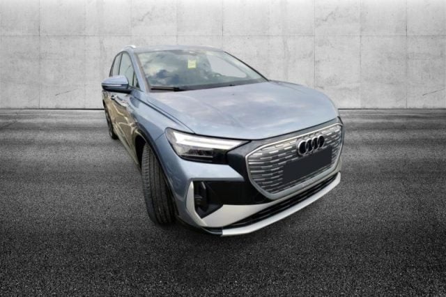 Audi Q4 e-tron Q4 40 e-tron S line edition - foto 2 di 4