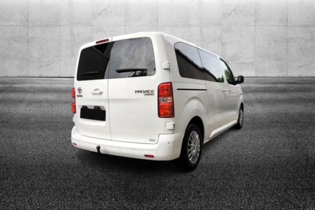Toyota Proace Verso 1.5D L1 D Lounge - foto 4 di 4