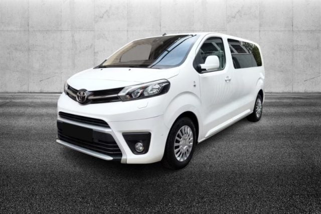 Toyota Proace Verso 1.5D L1 D Lounge, del 2022, 53.999 km, in vendita a Pieve Di Cento (BO)