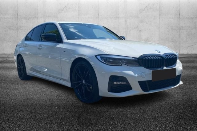 BMW 320 i xDrive Msport - foto 2 di 4