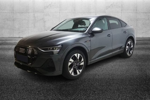 Audi e-tron SPB 55 quattro S line edition, del 2022, 18.999 km, in vendita a Pieve Di Cento (BO)