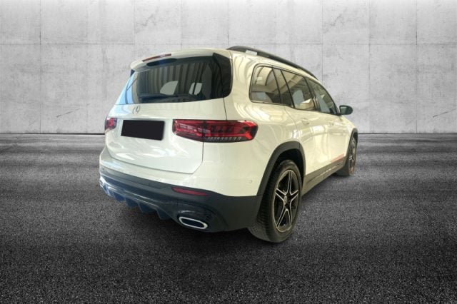 Mercedes-Benz GLB 200 Automatic 4Matic Premium - foto 3 di 4