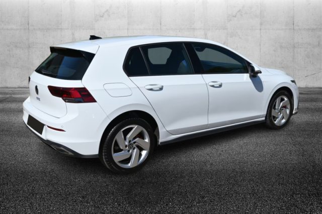 Volkswagen Golf 1.4 Plug-In Hybrid DSG GTE - foto 3 di 4