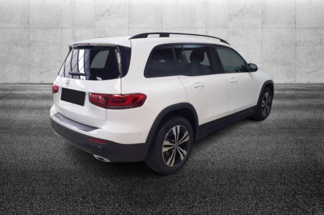 Mercedes-Benz GLB 180 Automatic Sport - foto 3 di 4