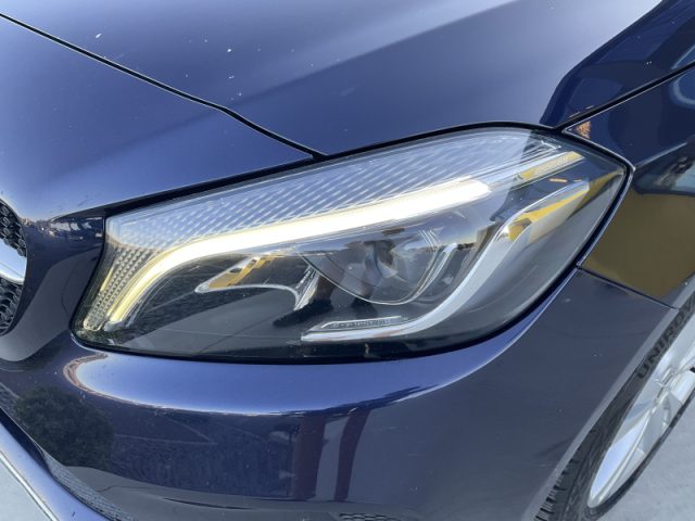 Mercedes-Benz A 180 d Automatic Sport - foto 4 di 4