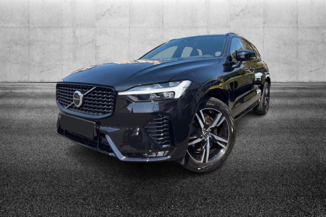Volvo XC60 B4 (d) AWD Geartronic R-design, del 2022, 54.500 km, in vendita a Pieve Di Cento (BO)