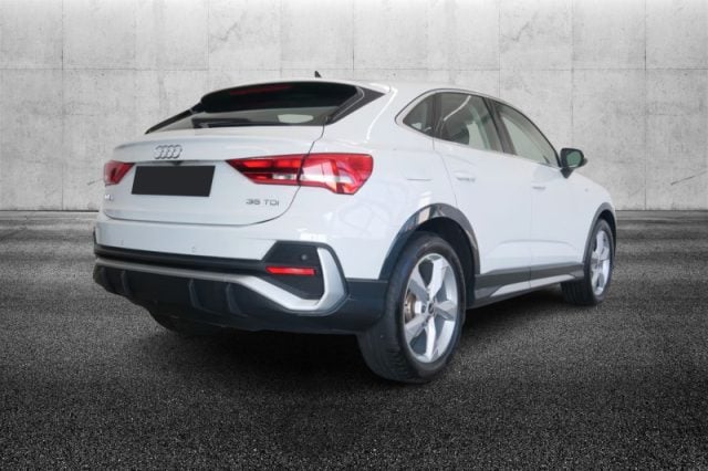 Audi Q3 SPB 35 TDI S tronic S line edition - foto 3 di 4