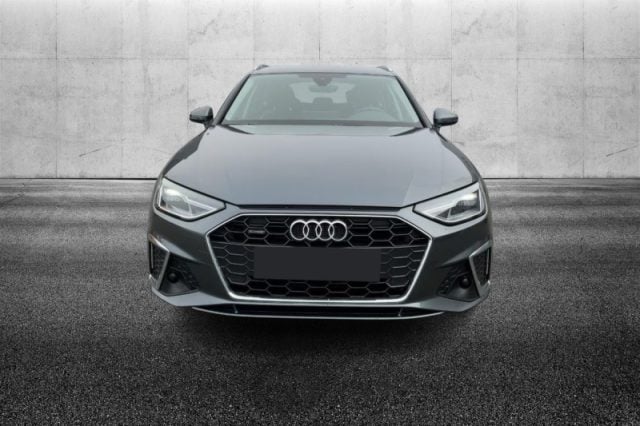 Audi A4 Avant 40 TDI quattro S tronic S line edition - foto 3 di 4
