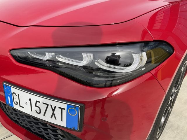 Alfa Romeo Giulia 2.2 Turbodiesel 210 CV AT8 AWD Q4 Veloce - foto 4 di 4