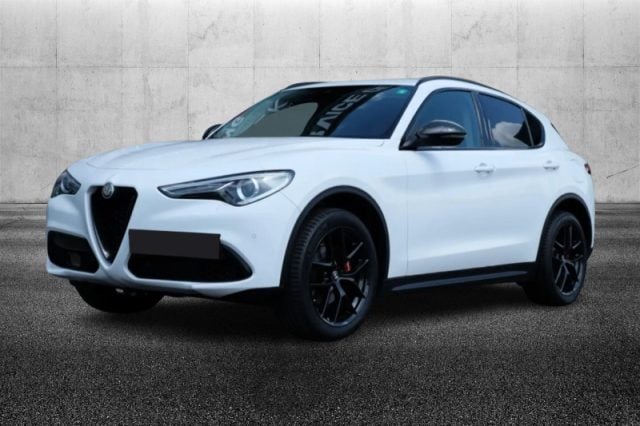 Alfa Romeo Stelvio 2.0 Turbo 200 CV AT8 Q4 B-Tech, del 2019, 96.999 km, in vendita a Pieve Di Cento (BO)