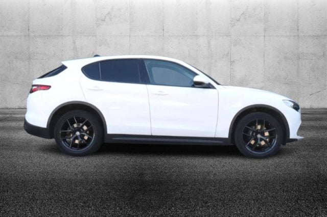 Alfa Romeo Stelvio 2.0 Turbo 200 CV AT8 Q4 Super - foto 4 di 4