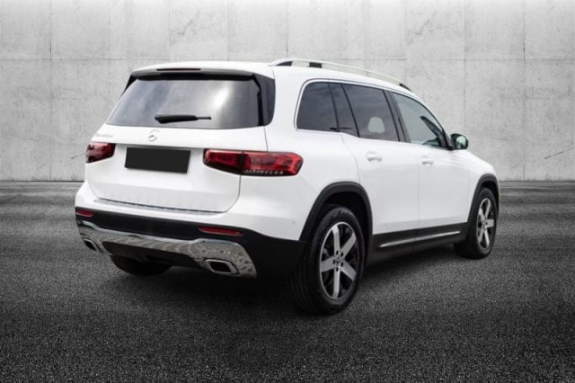 Mercedes-Benz GLB 200 Automatic Sport - foto 2 di 4