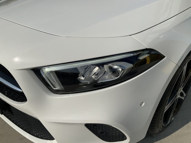 Mercedes-Benz A 200 d Sport - foto 4 di 4