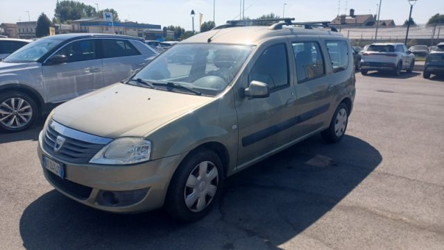 Dacia Logan MCV 1.6 GPL 7 posti Lauréate - foto 2 di 4