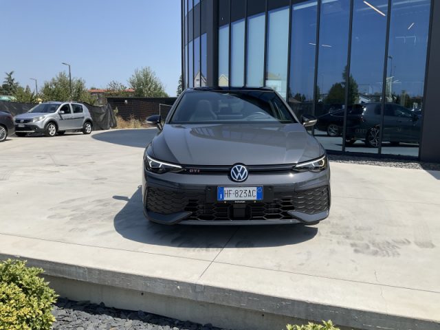 Volkswagen Golf 2.0 TSI DSG GTI - foto 2 di 4