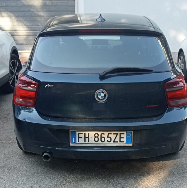 BMW 116 d 5p. Efficient Dynamics Sport - foto 3 di 4