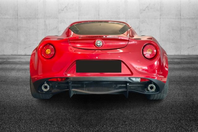 Alfa Romeo 4C 1750 TBi - foto 4 di 4