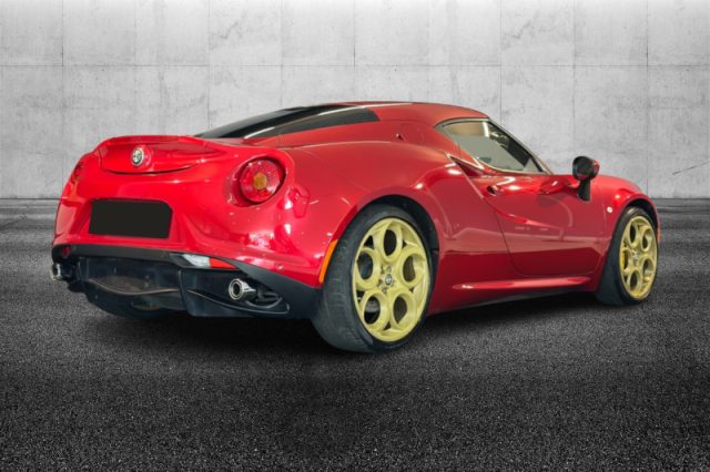 Alfa Romeo 4C 1750 TBi - foto 2 di 4