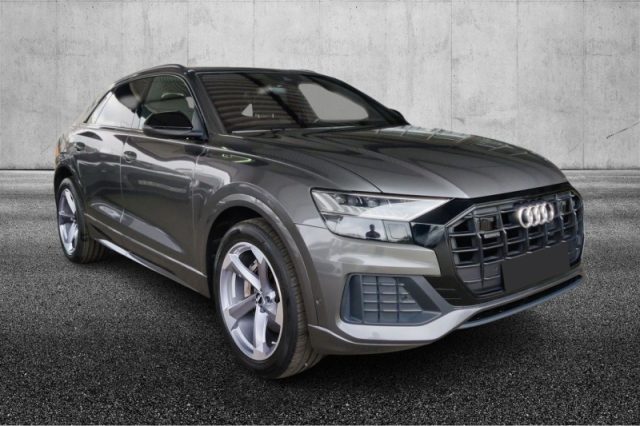 Audi Q8 50 TDI 286 CV quattro tiptronic Sport - foto 2 di 4