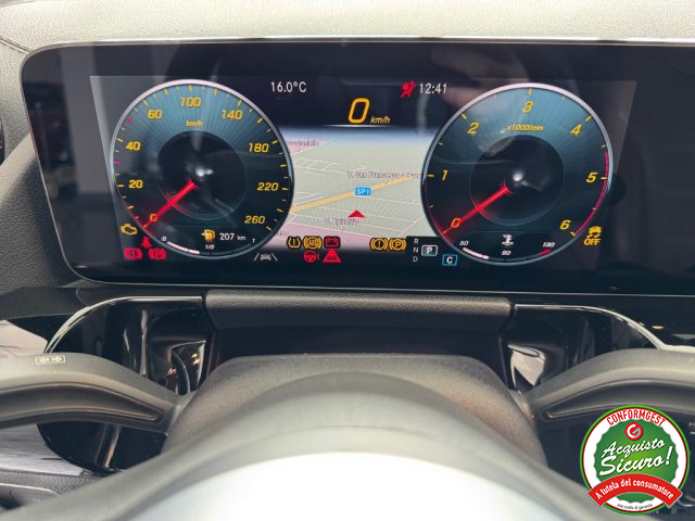 Mercedes-Benz GLA 200 d AMG Premium Tetto Multibeam Designo Full Opt, del 2021, 28.500 km, in vendita a Giugliano In Campania (NA)