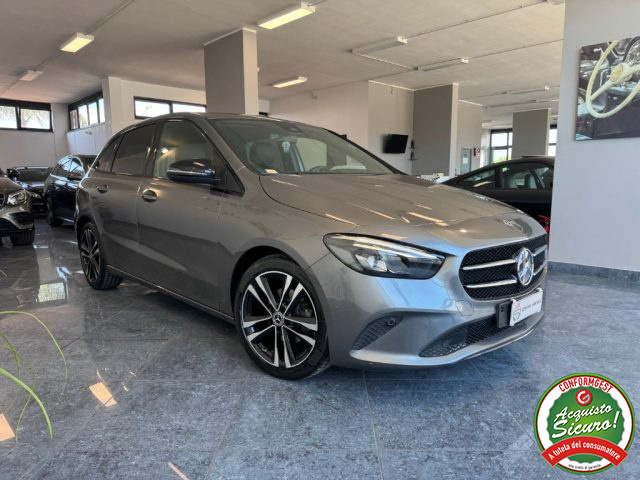 Mercedes-Benz B 180 d Automatic Sport Plus Night Pack Cockpit Full - foto 3 di 4
